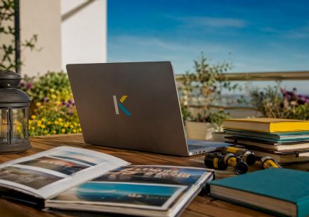 Old-style workspace with slideshow tools